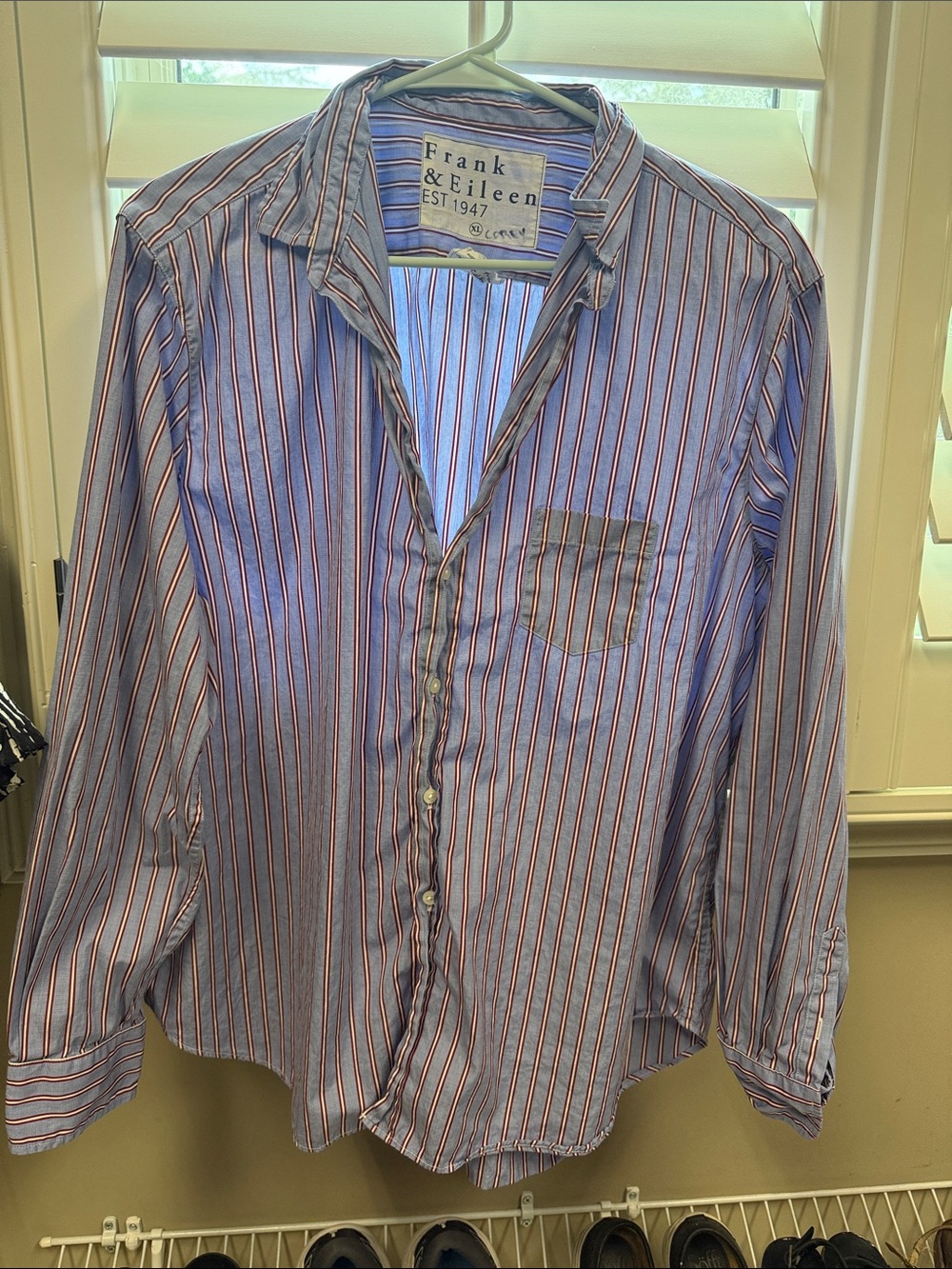 Frank & Eileen Blue and Red Striped Button-Down Shirt XL